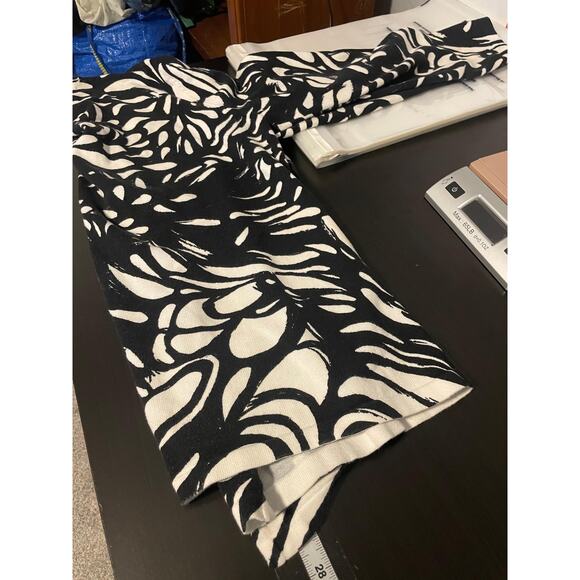 Chicos Sweater Womens Size 3 Black White Open Front Cardigan Abstract Print - Picture 6 of 7